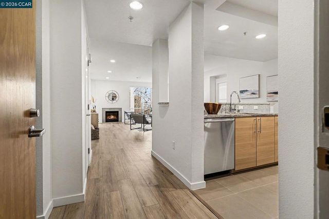 1655 N California Blvd. 251, Walnut Creek, CA 94596