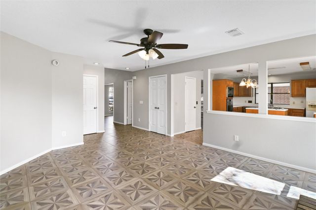 2117 Spinnaker Drive, League City, TX 77573