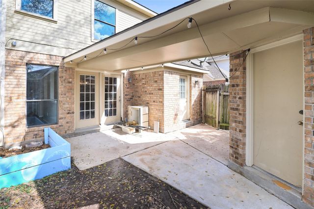 2117 Spinnaker Drive, League City, TX 77573