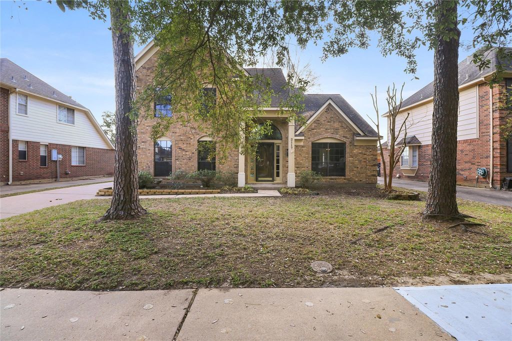 2117 Spinnaker Drive, League City, TX 77573