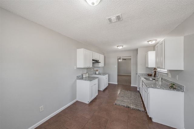3750 Meadowbrook Drive, Fort Worth, TX 76103