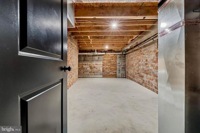 704 E 20TH ST, Baltimore, MD 21218