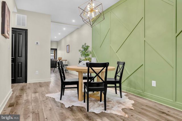 704 E 20TH ST, Baltimore, MD 21218