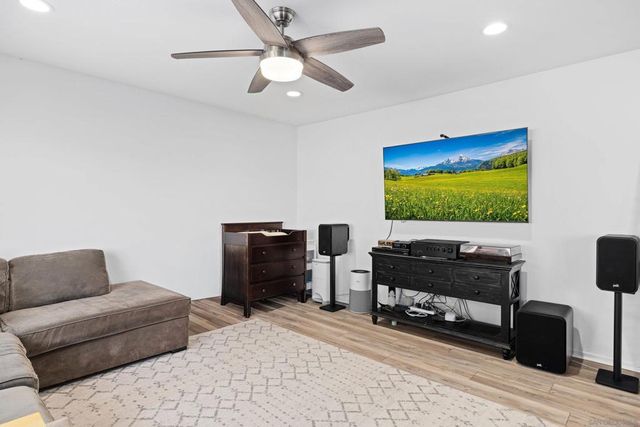 24060 Raptor Way, Lake Elsinore, CA 92532