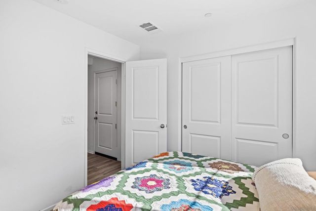 24060 Raptor Way, Lake Elsinore, CA 92532