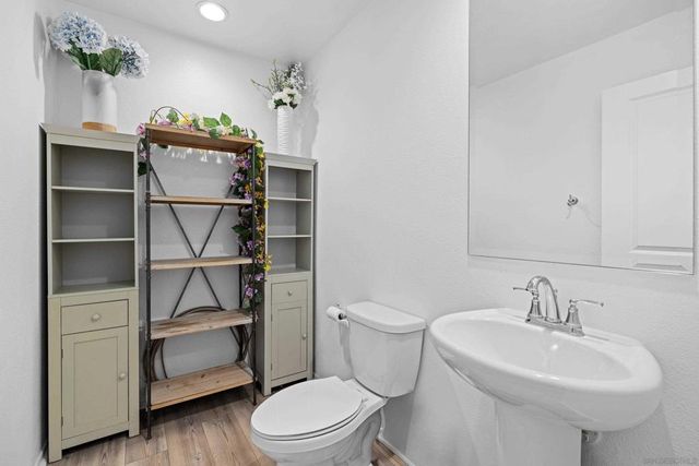 24060 Raptor Way, Lake Elsinore, CA 92532