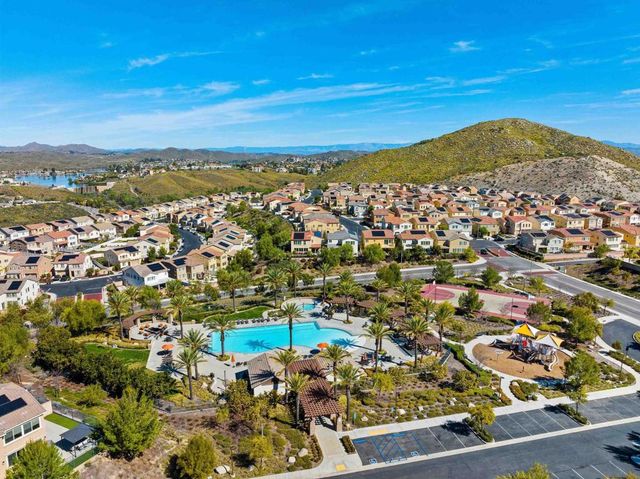 24060 Raptor Way, Lake Elsinore, CA 92532
