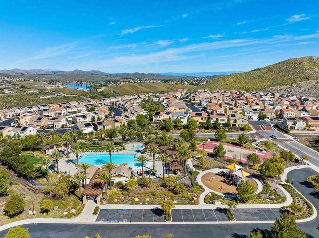 24060 Raptor Way, Lake Elsinore, CA 92532