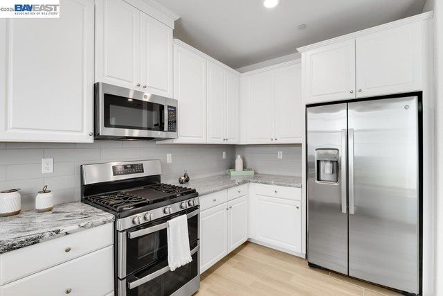 2192 Terrawood St, Roseville, CA 95747