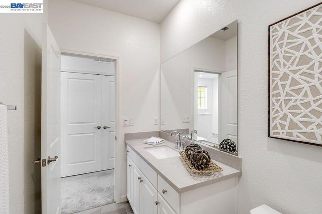 2192 Terrawood St, Roseville, CA 95747
