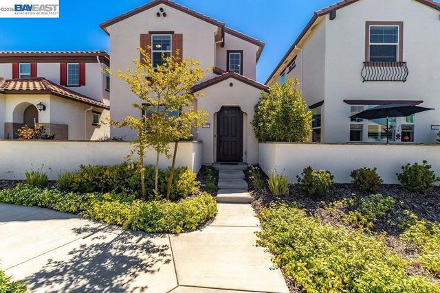 2192 Terrawood St, Roseville, CA 95747