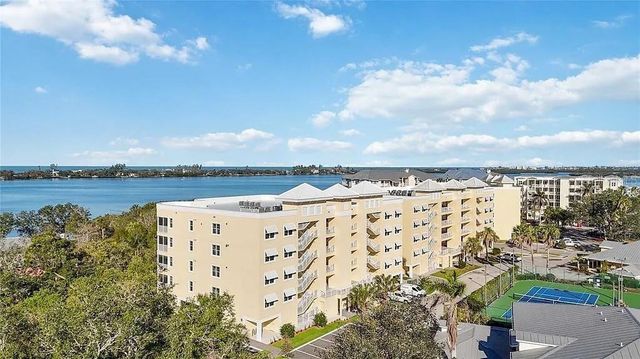 280 HIDDEN BAY DRIVE 302, Osprey, FL 34229