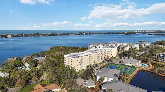 280 HIDDEN BAY DRIVE 302, Osprey, FL 34229