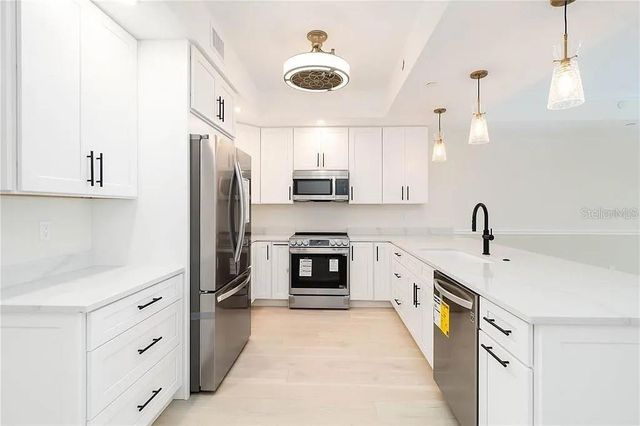 280 HIDDEN BAY DRIVE 302, Osprey, FL 34229