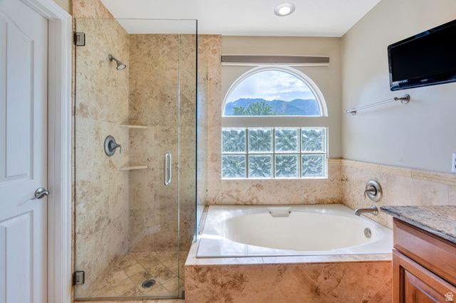 942 E CURLEW CIR, Draper, UT 84020