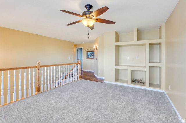 942 E CURLEW CIR, Draper, UT 84020