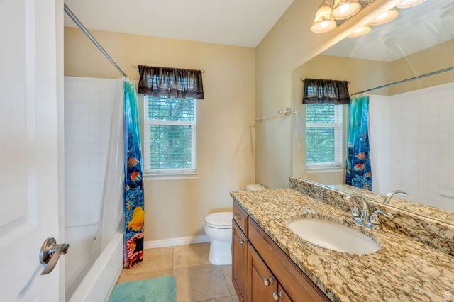 942 E CURLEW CIR, Draper, UT 84020