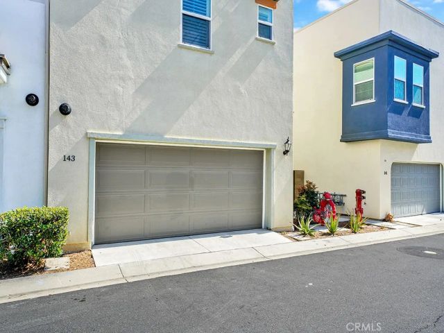143 Fixie, Irvine, CA 92618