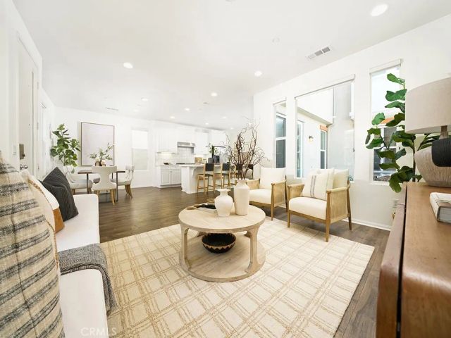 143 Fixie, Irvine, CA 92618