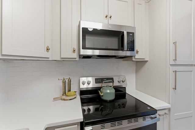 2116 Hobbs Rd Apt L8, Nashville, TN 37215