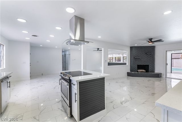 1935 Gabriel Drive, Las Vegas, NV 89119
