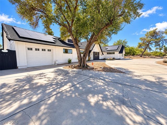 1935 Gabriel Drive, Las Vegas, NV 89119