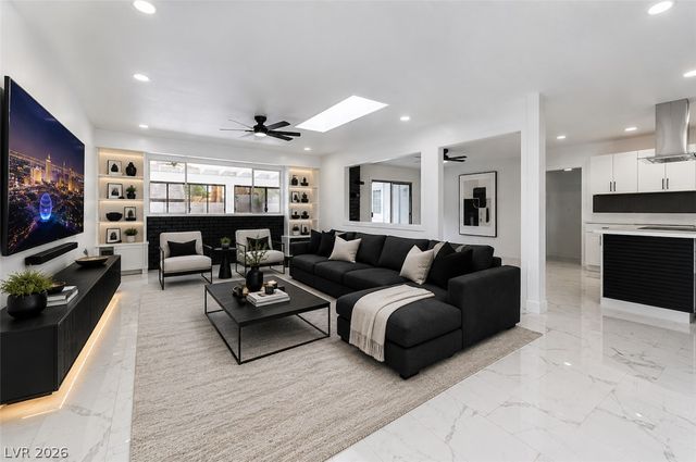 1935 Gabriel Drive, Las Vegas, NV 89119