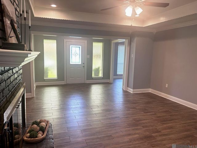 4038 Lassen Dr, Baton Rouge, LA 70814