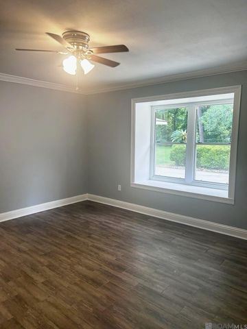 4038 Lassen Dr, Baton Rouge, LA 70814