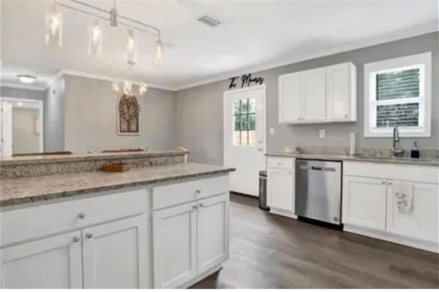 7219 Mill House Drive, Mobile, AL 36619