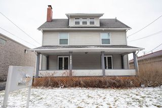 131 Poland Avenue, Struthers, OH 44471