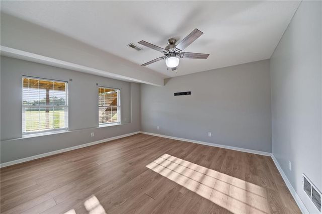 14715 S Bynum Road, Lone Jack, MO 64070