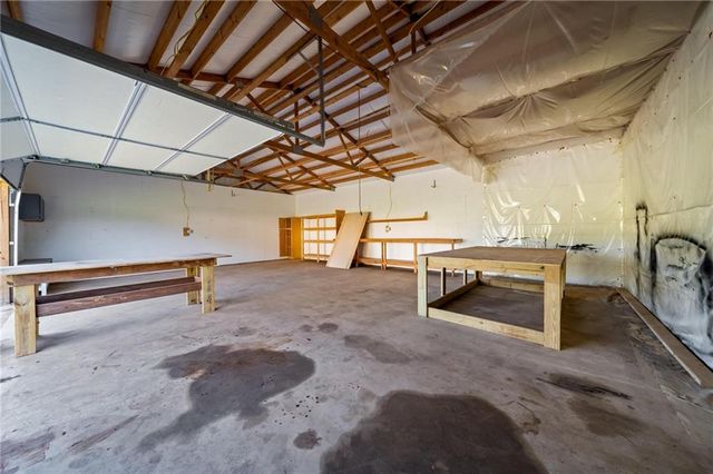 14715 S Bynum Road, Lone Jack, MO 64070