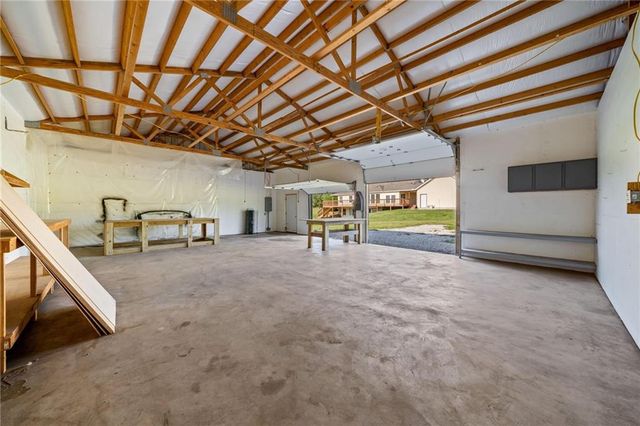 14715 S Bynum Road, Lone Jack, MO 64070