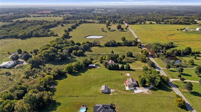 14715 S Bynum Road, Lone Jack, MO 64070