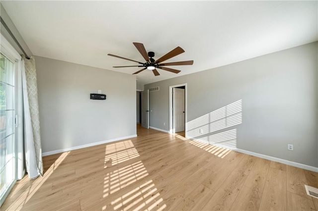 14715 S Bynum Road, Lone Jack, MO 64070