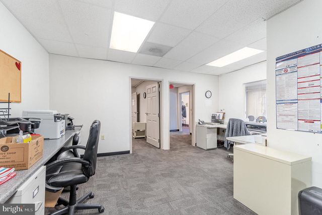 135 E 3RD ST, Mount Carmel, PA 17851