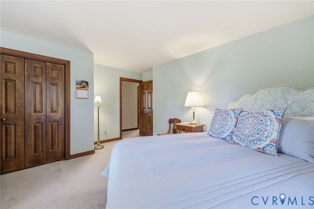 8216 Chainmaile Rd, North Chesterfield, VA 23235