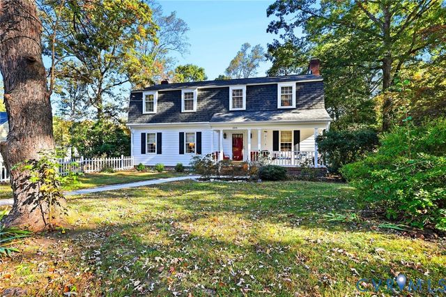 8216 Chainmaile Rd, North Chesterfield, VA 23235