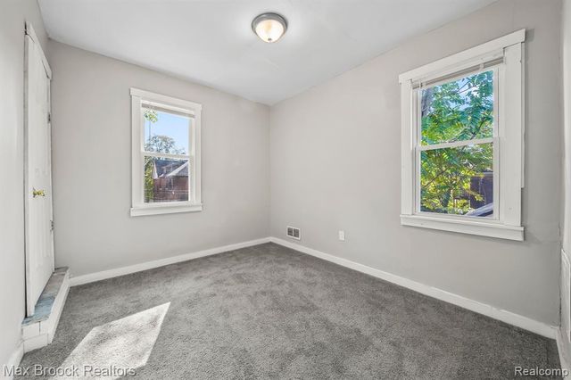 3329 Waverly Street, Detroit, MI 48238