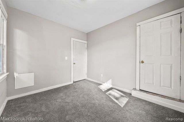 3329 Waverly Street, Detroit, MI 48238