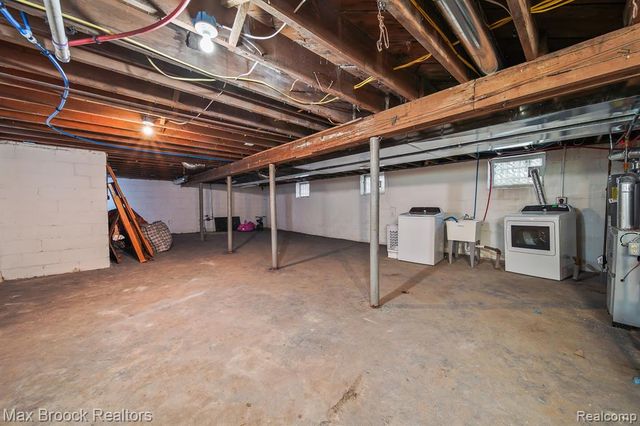 3329 Waverly Street, Detroit, MI 48238