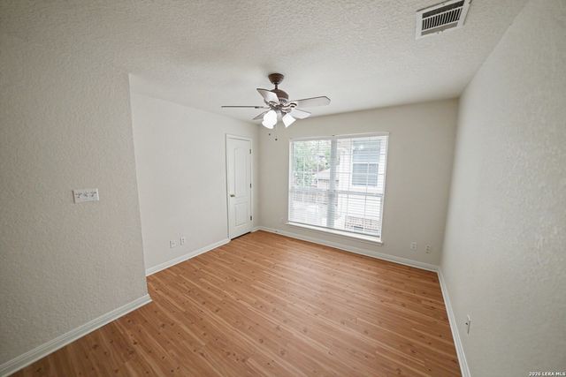 525 Thurber, Schertz, TX 78154