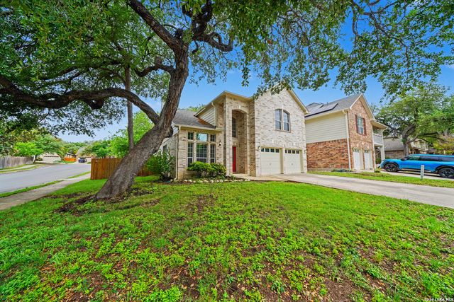 525 Thurber, Schertz, TX 78154