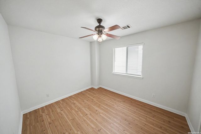 525 Thurber, Schertz, TX 78154