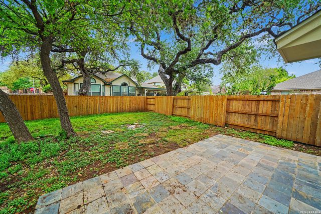 525 Thurber, Schertz, TX 78154