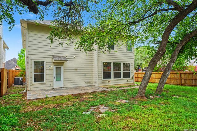 525 Thurber, Schertz, TX 78154