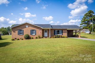 204 Martin Place, Hildebran, NC 28637