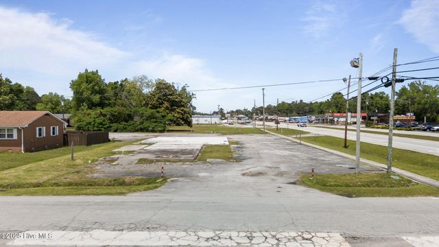 916 E Main Street, Havelock, NC 28532