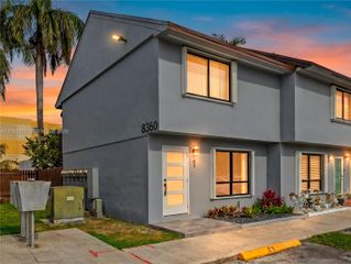 8360 NW 8th St 1-2, Miami, FL 33126